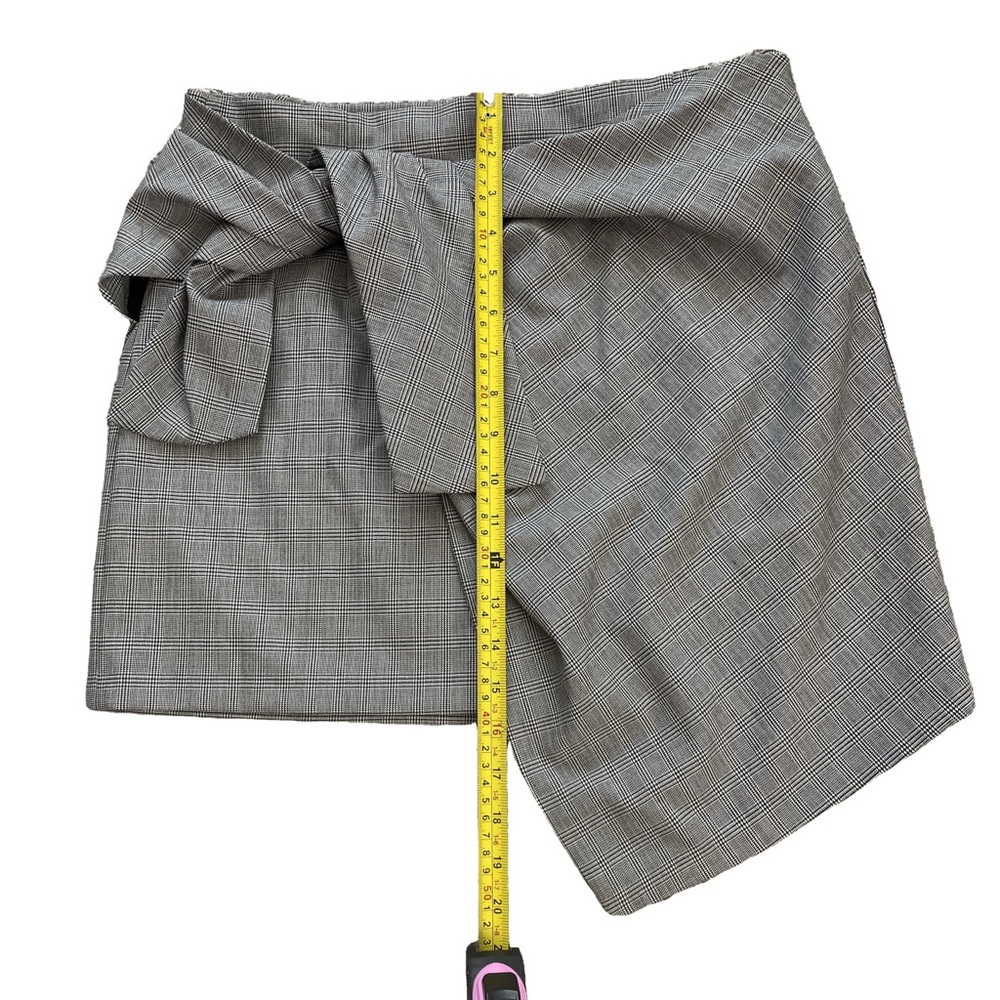 Zara NWOT Plaid Asymmetrical houndstooth Mini Skirt Front tie knot Woman’s Large - Picture 4 of 6